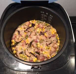 正宗煲仔饭的做法 电饭煲煲仔饭的做法