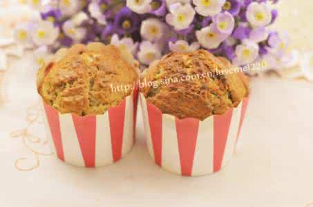 蓝莓马芬 【详图细解】香蕉蔓樾莓马芬的做法
