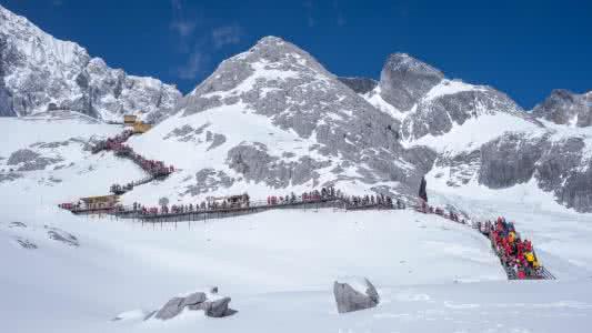 玉龙雪山的传说 玉龙雪山 玉龙雪山的兄弟――神圣的哈吧雪山