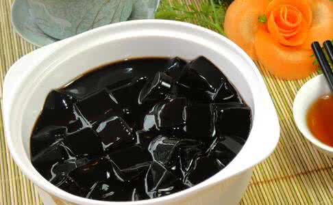 龟苓膏的营养价值 龟苓膏的食疗价值