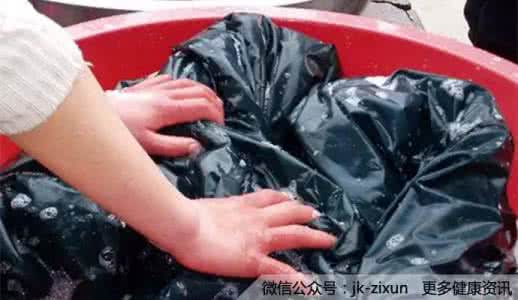 怎样清洗羽绒服最好 清洗羽绒服的妙招