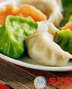 猪肉胡萝卜水饺 宝宝专属营养水饺——胡萝卜白菜猪肉水饺