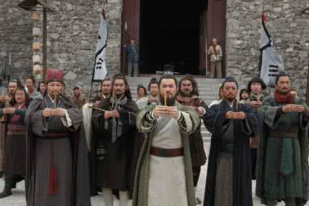 水浒传宋江招安 【品水浒】水浒好汉为何赞同宋江招安