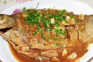 干煸武昌鱼 河鲜美 干煸武昌鱼