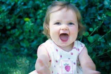 小孩黄疸怎么晒太阳 小孩黄疸怎么晒太阳 宝宝晒太阳是有讲究的，可千万别做坑孩儿的妈啊