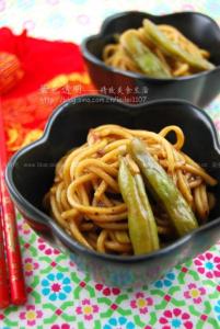 焖面的做法 焖面的做法 焖面是怎样的？焖面的做法
