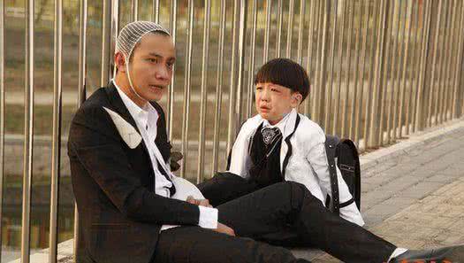 文章 小爸爸 小爸爸文章让揍 爸爸，请你再揍我一顿