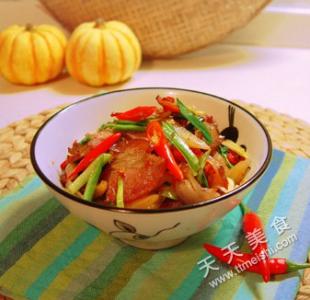 萝卜干炒腊肉的做法 农家萝卜干炒腊肉的做法