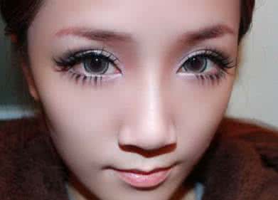 烟熏妆眼影画法 高贵烟熏妆的画法