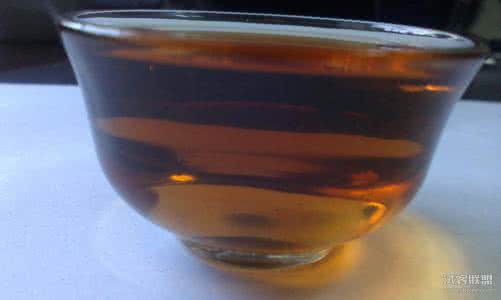 黑乌龙茶的正确喝法 油切黑乌龙茶泡法