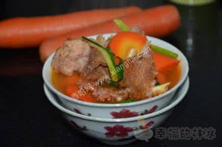 胡萝卜鸡蛋能一起吃吗 鸡蛋炖胡萝卜可以吃吗？