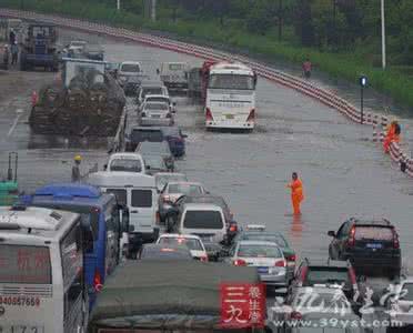 广州大暴雨 杭州大暴雨 杭州大雨 暴雨天如何做到出行安全