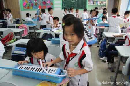 小学音乐器乐进课堂 小学音乐器乐进课堂 小学音乐课堂在器乐声中升华