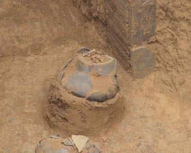 望尘莫及 河南盗墓逆天了 打洞的技术让专家望尘莫及