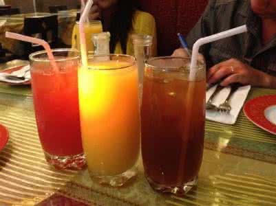 昔日当红童星流落街头 红昔