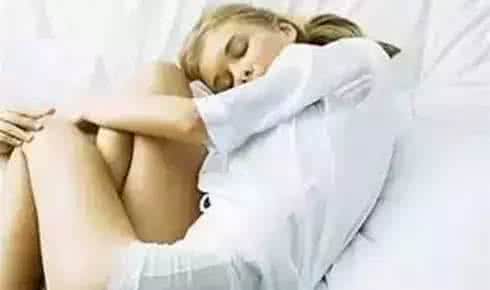 情侣约会隐蔽地点 小心这些妇科病会“隐蔽”