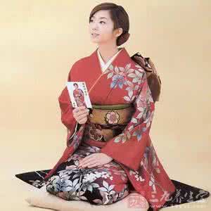 曰本和服为了方便啪啪 日本女人穿和服竟是为男女之事方便