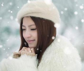 发如雪 女人冬季避免“发如雪”的小妙招