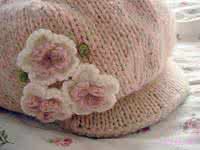 钩针编织帽子花样图解 漂亮女孩的大花钩帽（图解）