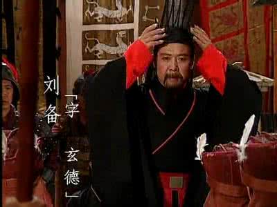 旧衣服做狗狗衣服马甲 刘备喜欢狗马音乐漂亮衣服 喜怒不形于色
