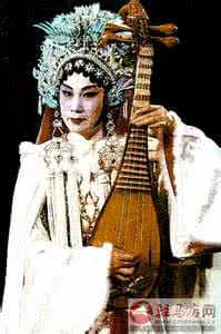 粤剧山乡风云红线女 著名粤剧艺术大师红线女生平简介