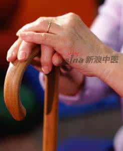 痛风中医治疗方法 足痛风怎么治疗 中医治疗有方法