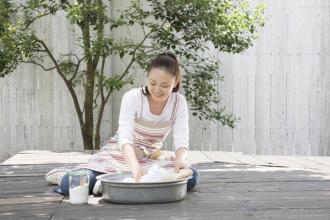 电动牙刷刷牙没泡沫 为何在刷牙洗衣时,人们希望看到泡沫?