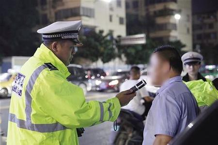 造成交通事故后逃逸 90%的交通事故由这8种情况造成，开车人都该看看！