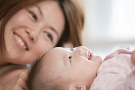 宝宝久咳不愈怎么办 宝宝久咳不愈怎么办 宝宝久咳不愈食疗方