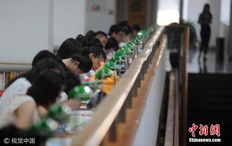 高考学生吃什么补脑 送给高考学生的一道既补脑又爽口开胃的凉拌菜——核桃仁拌木耳