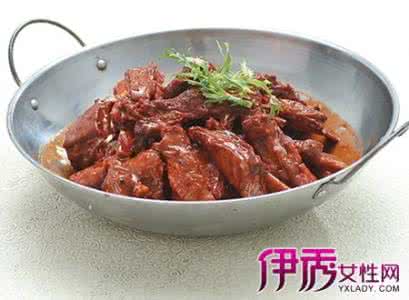 红焖羊排 美食分享：帮助脾胃消化的红焖小羊排
