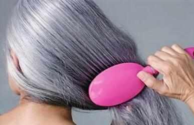 白头发吃什么能变黑 常吃它白发能变黑发