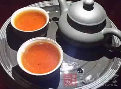 吃药不能喝茶吗 吃药能喝茶吗 吃药同时能喝茶吗?