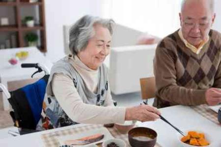 老年健康 初春来临关注老年健康 老人春季饮食须知