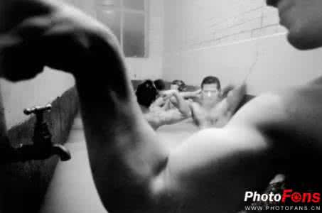 彼得霍夫宫 《完美的女人》  作者：彼得.马洛霍夫