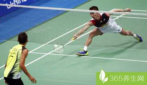 羽毛球怎么耐打 怎么让羽毛球更耐打:羽毛球选购技巧