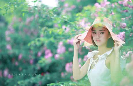 双语情感美文 情感美文 爱 染 秋 语【情感美文】
