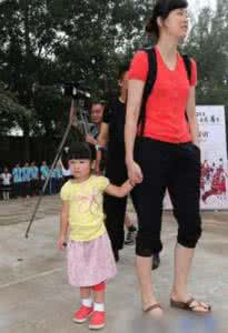 27岁吃什么保健品 保健品或影响身高 27岁男子身高1.35米