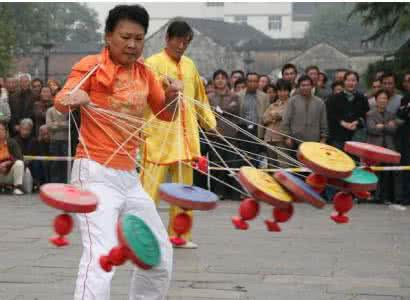 抖空竹 抖空竹 迷上“抖空竹”,抖出好精神