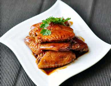 酱油鸡翅的做法 简单 【酱油鸡翅】——又一款简单&amp;家常鸡翅的做法