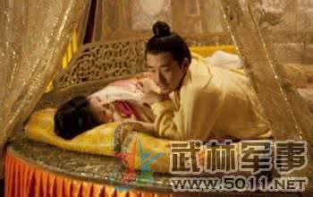 残暴王爷绝爱妃 史上最残暴的帝王 用宠妃腿骨做乐器 史上