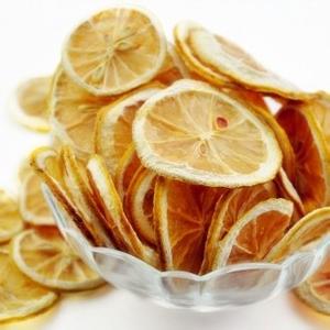 干柠檬片泡水的功效 干柠檬片的功效和泡水方法介绍