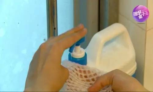 吃完虾多久可以吃水果 你吃完水果后的网套千万别扔！真是万能！