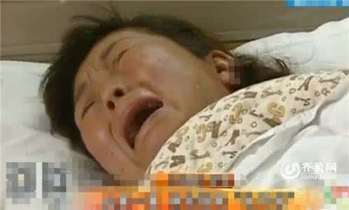 情头二次元动物耳朵 女子耳朵里长一物头一动就晕