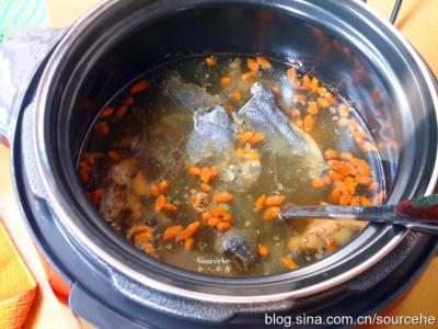 冬季暖身汤 冬季暖身汤 冬季暖身，四色鸡汤