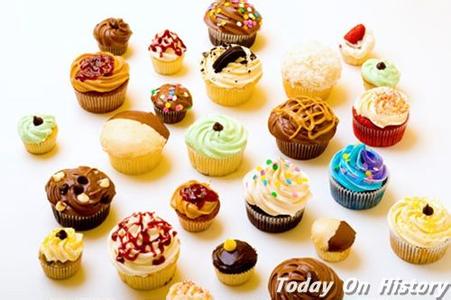 北京百年义利糕点推荐 【美味食谱】图荐《200种超人气糕点主食全图解》出类拔萃！