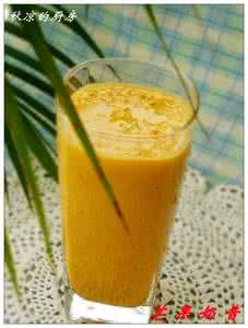 芒果奶昔 简单两步做出天然健康饮品——芒果奶昔
