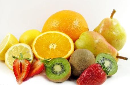 空腹吃水果 水果不能空腹吃？专家解读17个水果传言