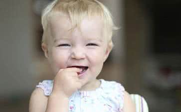 宝宝多大上早教合适 “零岁教育”？究竟教宝宝什么才合适