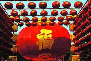 漂亮女童帽子钩法视频 亮的帽子集~祖孙三代的新年帽